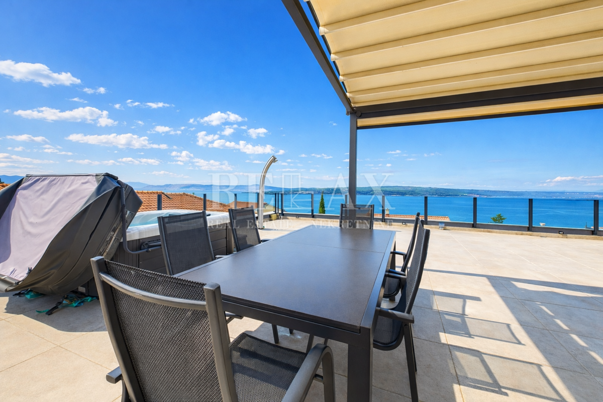 Dramalj - un appartamento spazioso con terrazza