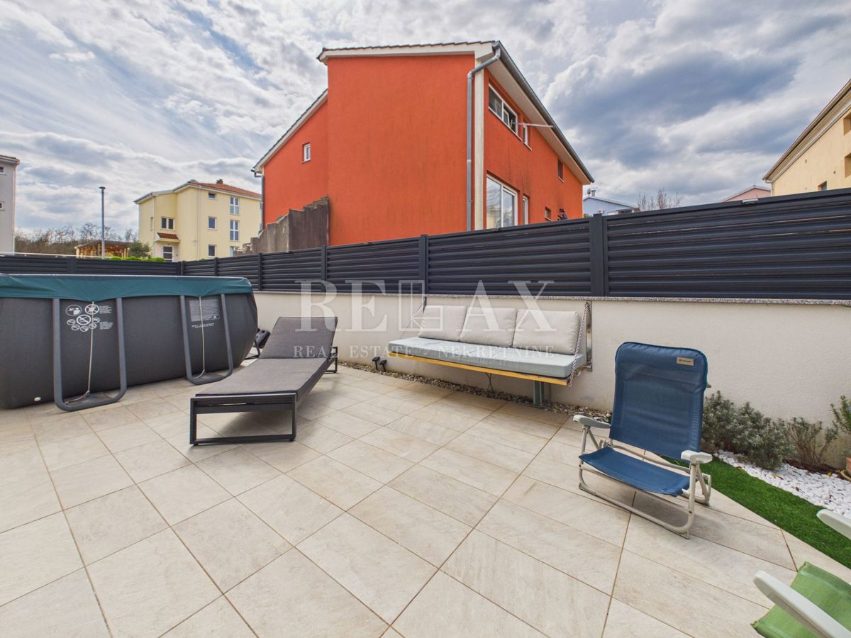 Isola di Krk, Bogovići - appartamento con piscina e giardino