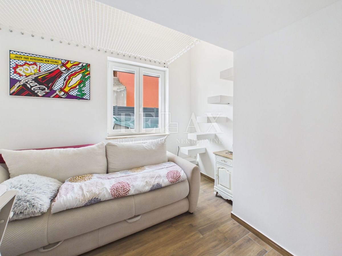 Isola di Krk, Bogovići - appartamento con piscina e giardino