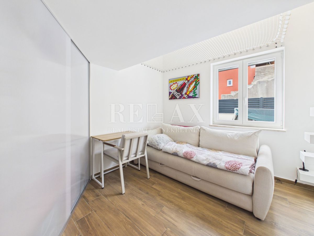 Isola di Krk, Bogovići - appartamento con piscina e giardino