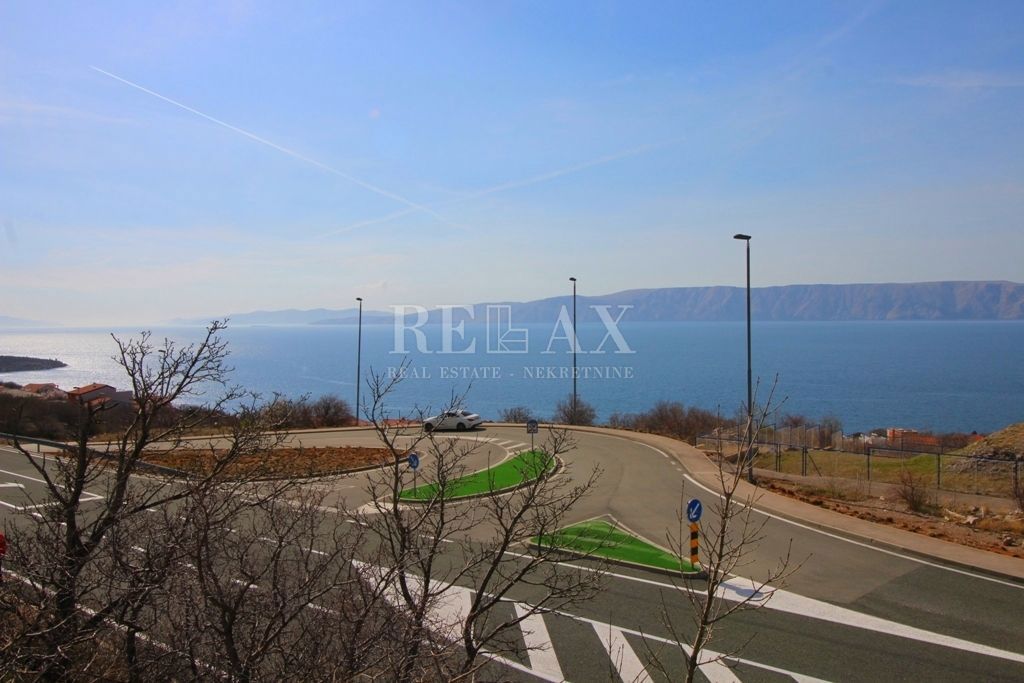 Novi Vinodolski, Smokvica - Grande terreno vicino al mare