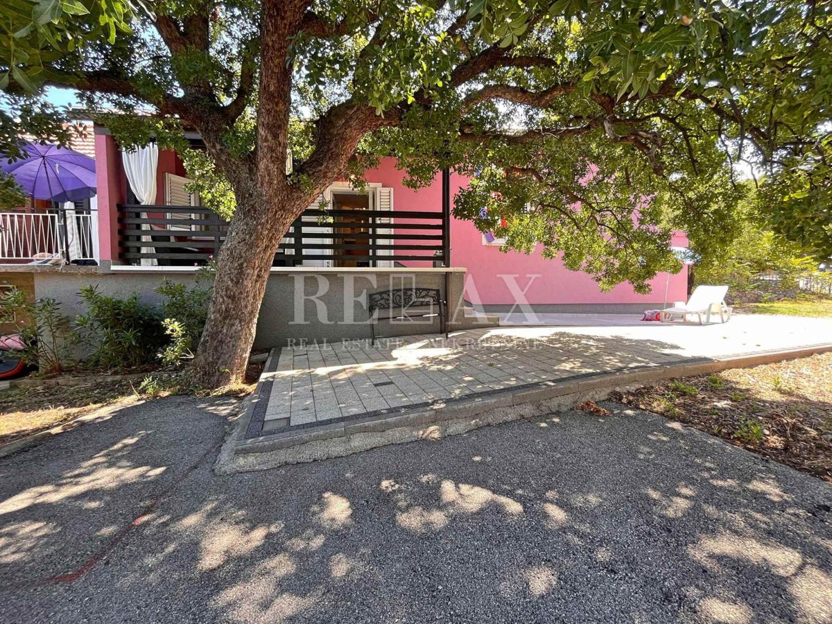 Segna, St. Juraj - Casa con ampio giardino