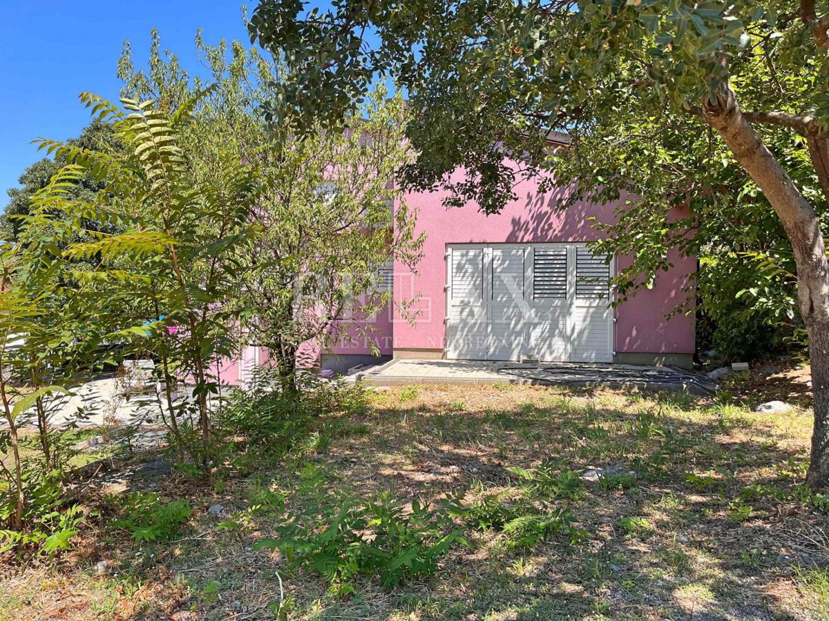 Segna, St. Juraj - Casa con ampio giardino