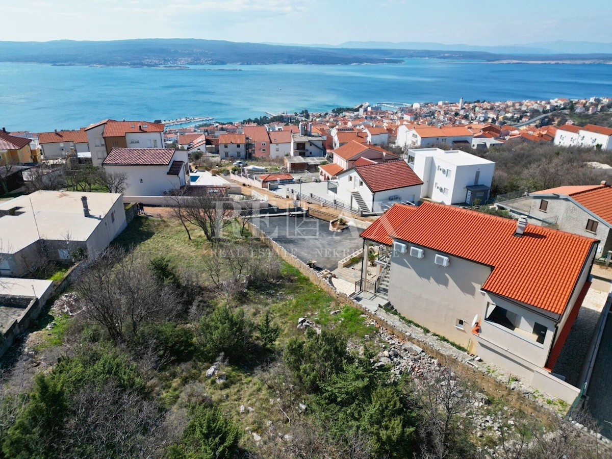 Crikvenica - Attraente terreno edificabile con vista