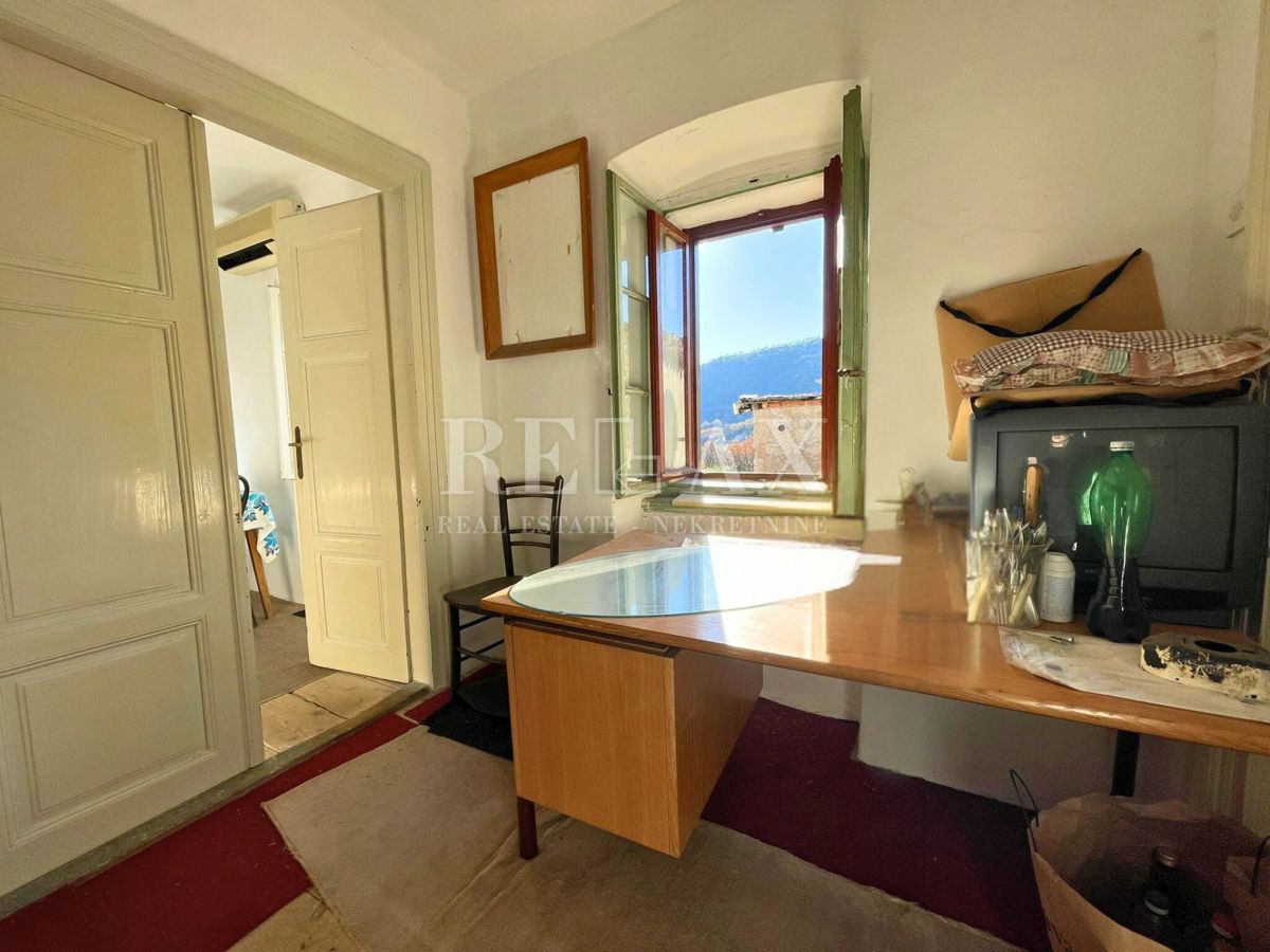 Bribir - casa in pietra da ristrutturare