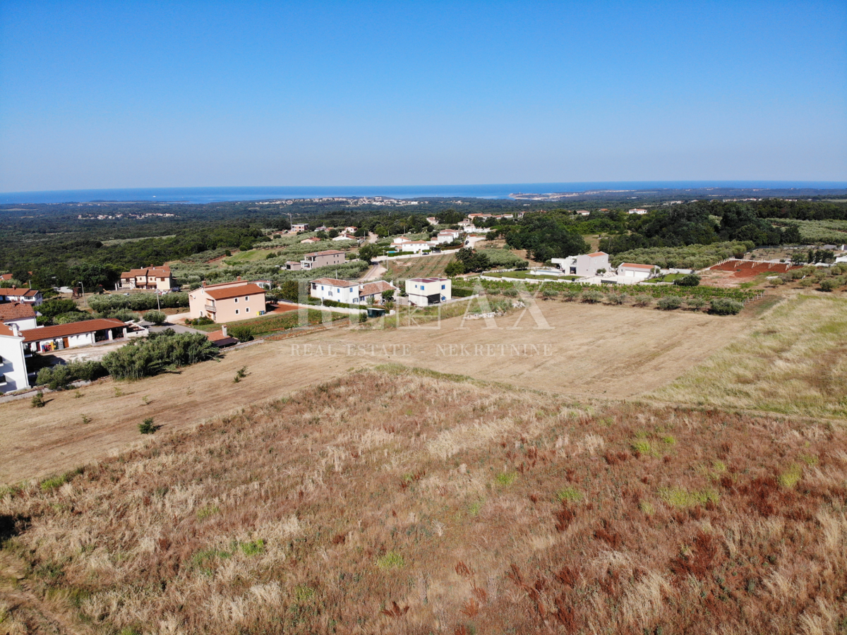 Istria, Kaštelir - terreno edificabile con vista mare