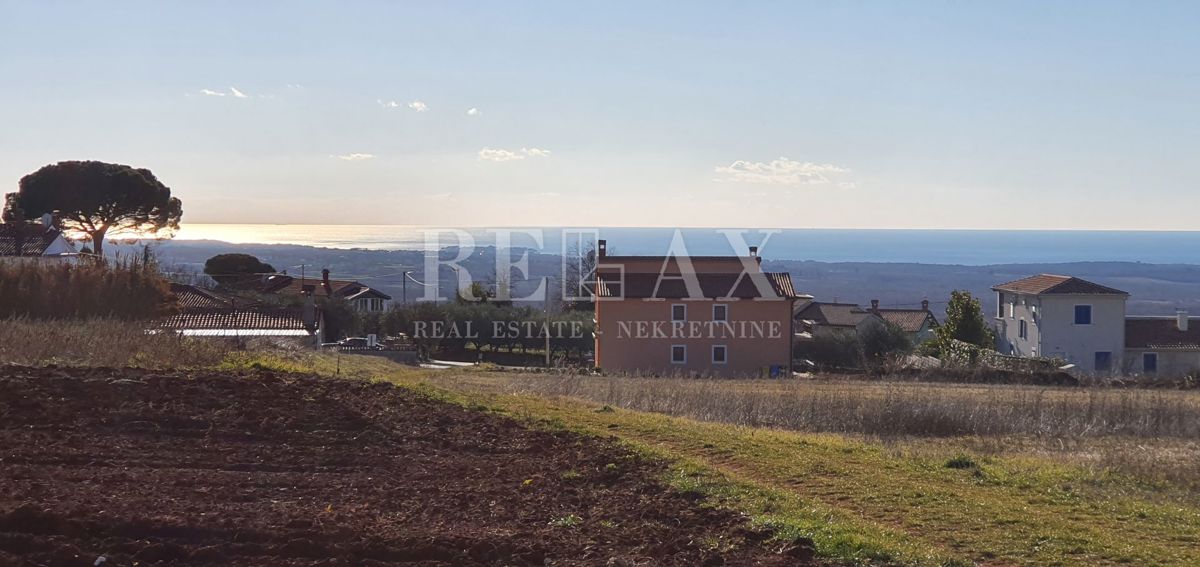 Istria, Kaštelir - terreno edificabile con vista mare