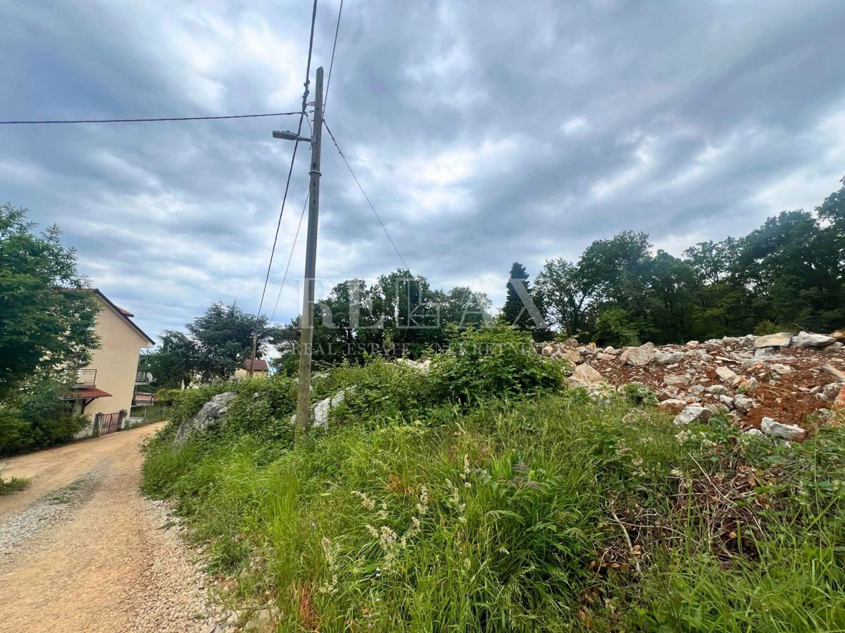 Oprić, Lovran - terreno edificabile, 633 m2