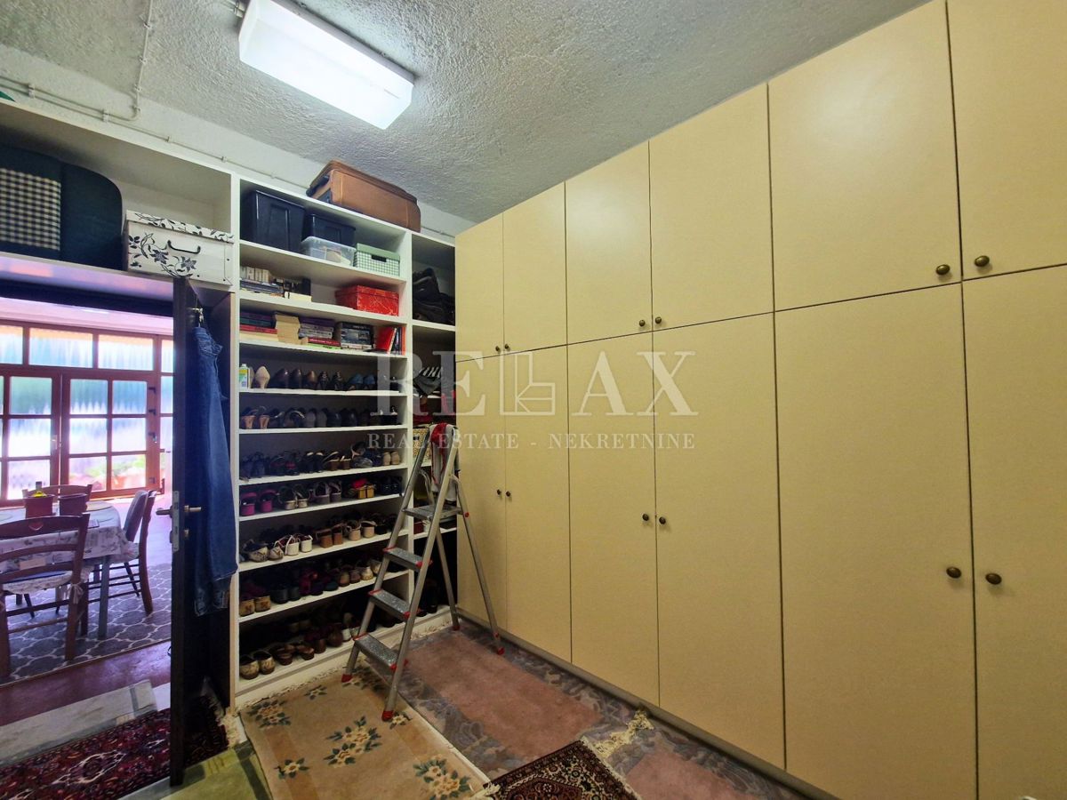 Kostrena - appartamento con un bellissimo giardino