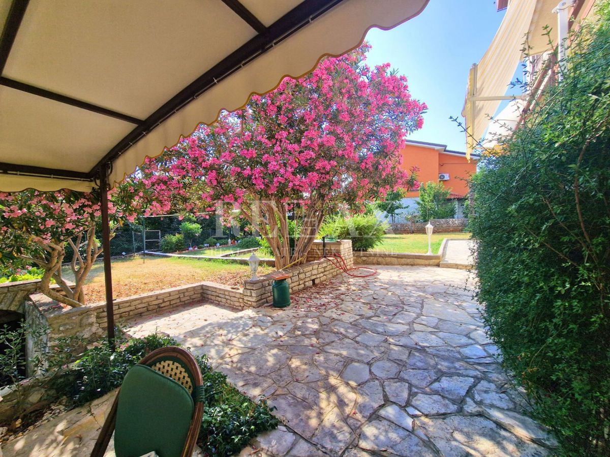 Kostrena - appartamento con un bellissimo giardino