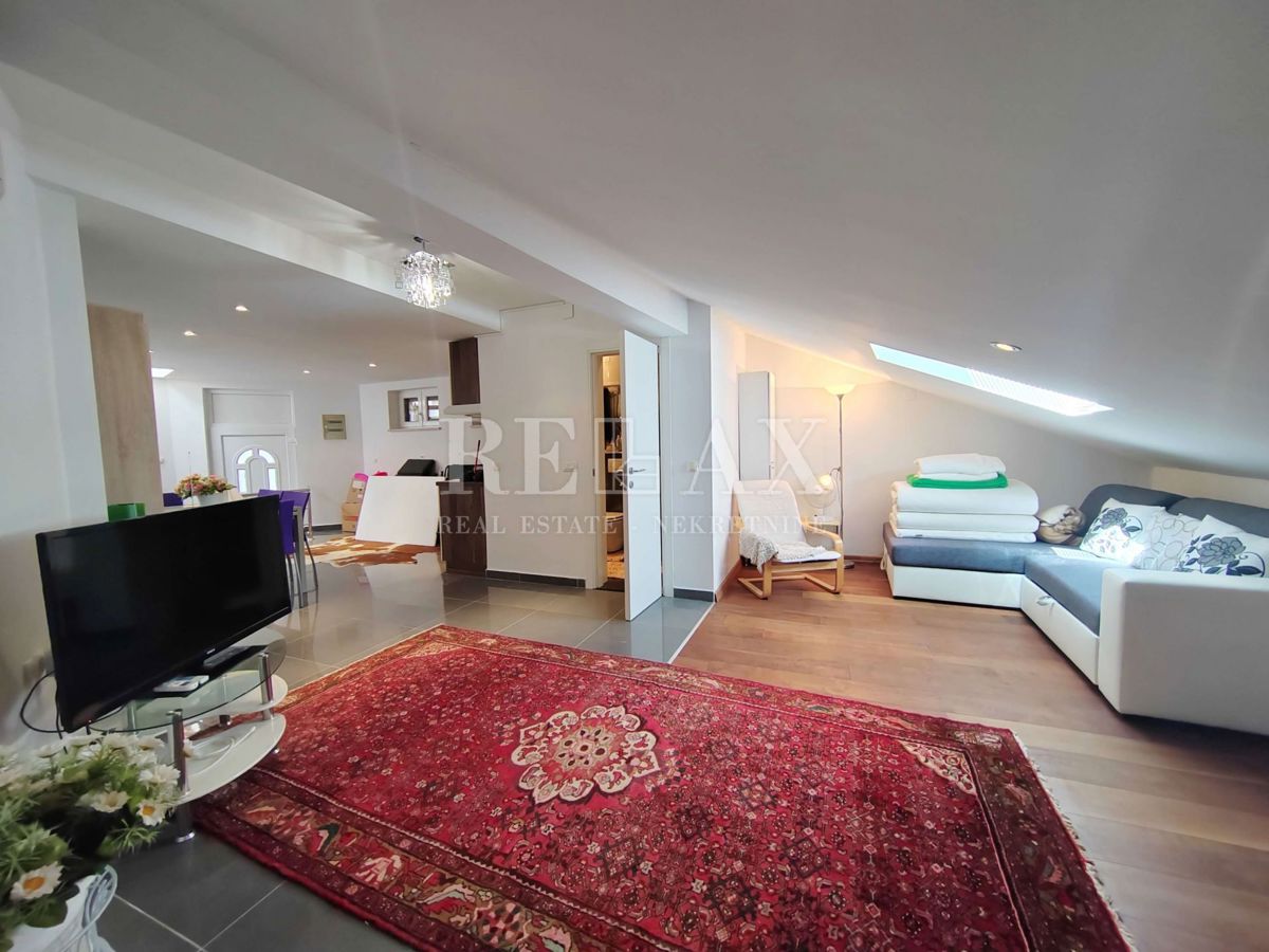 Bakar – Ampia Casa Vicino al Mare