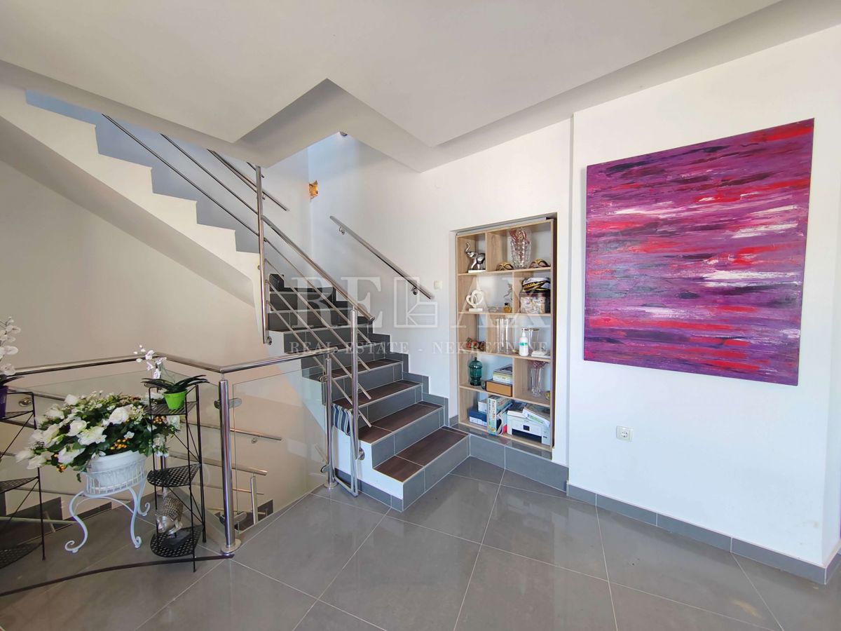 Bakar – Ampia Casa Vicino al Mare