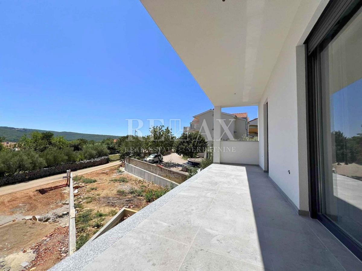 Isola di Krk, Čižići - appartamento con parcheggio