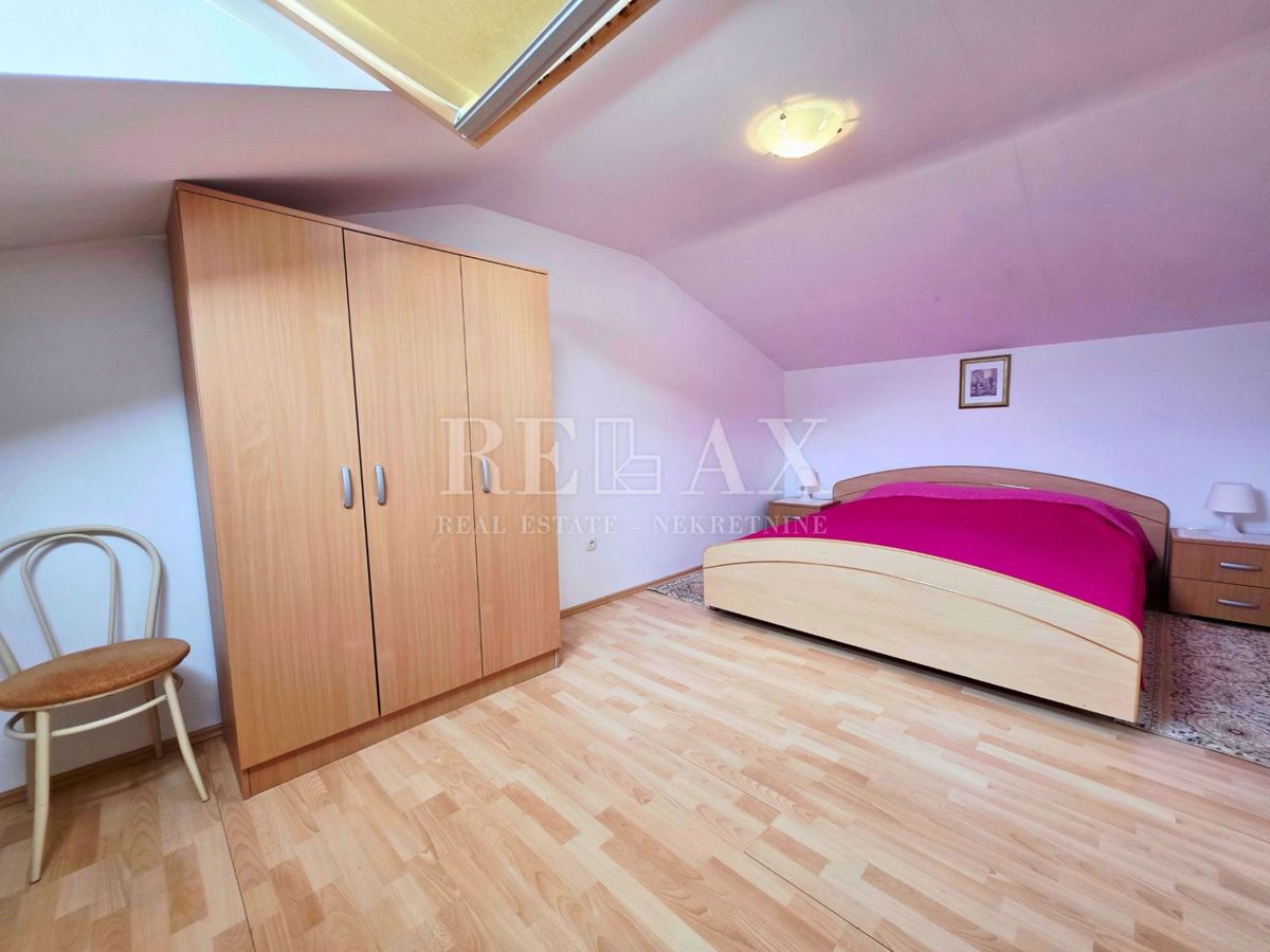 Sveti Juraj - 1a fila al mare, 2 appartamenti