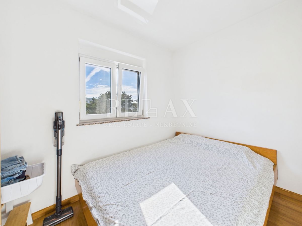 Crikvenica – Appartamento su due livelli, 104 m² con vista mare