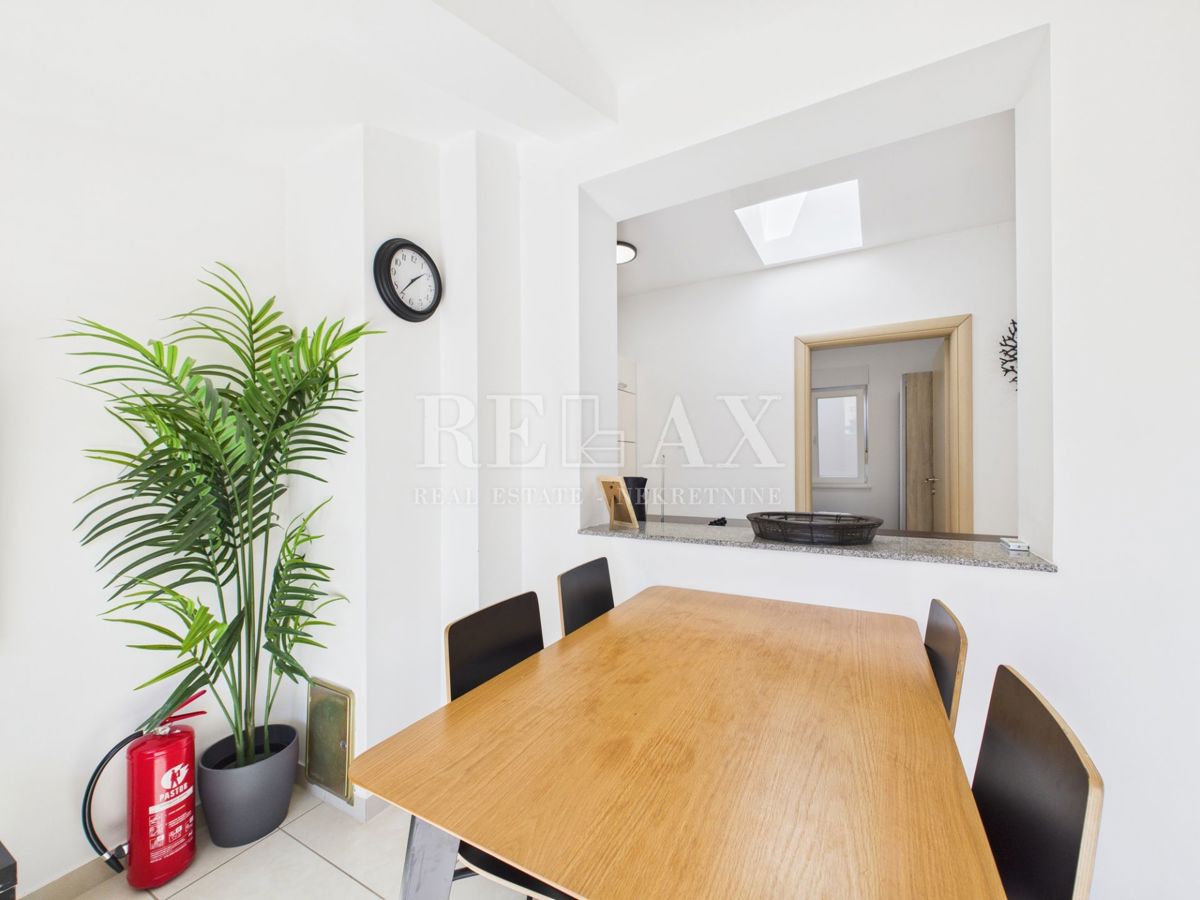 Crikvenica - appartamento in prima fila al mare