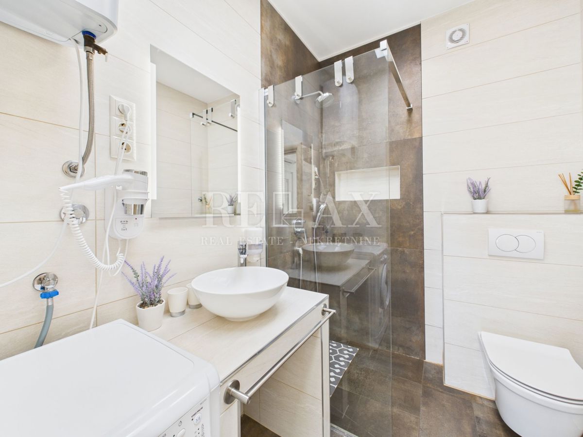 Crikvenica - appartamento in prima fila al mare