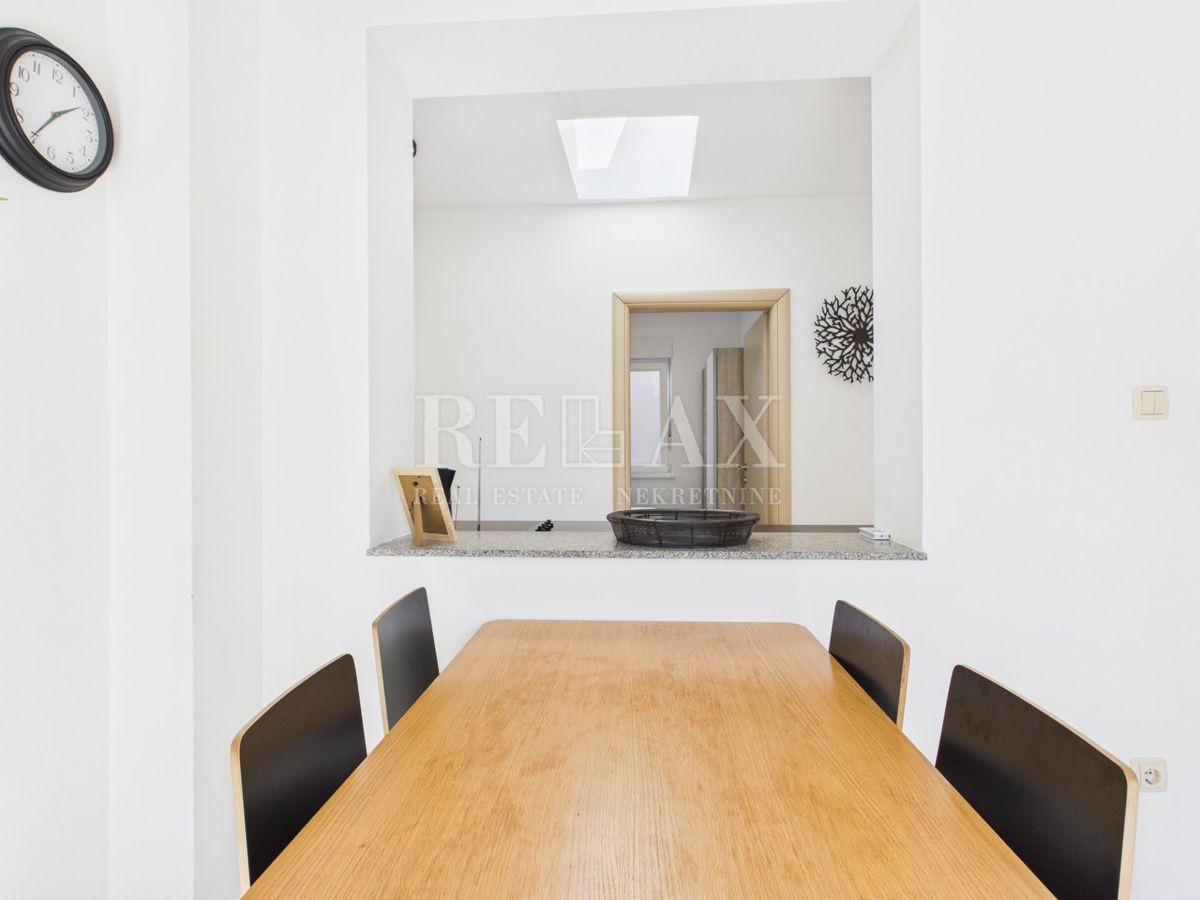 Crikvenica - appartamento in prima fila al mare