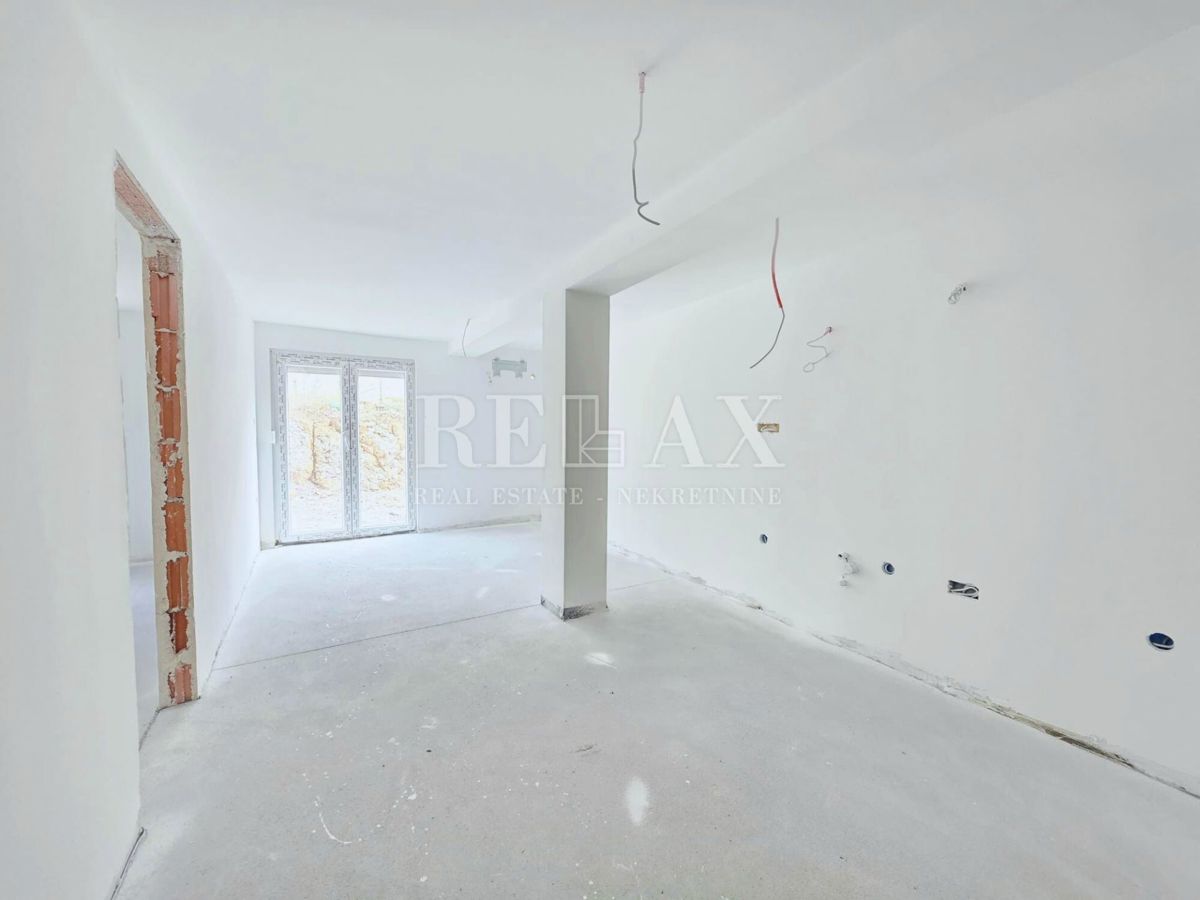 Crikvenica - appartamento al piano terra con parcheggio, 44,13 m2