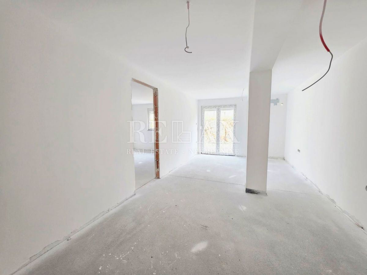 Crikvenica - appartamento al piano terra con parcheggio, 44,13 m2