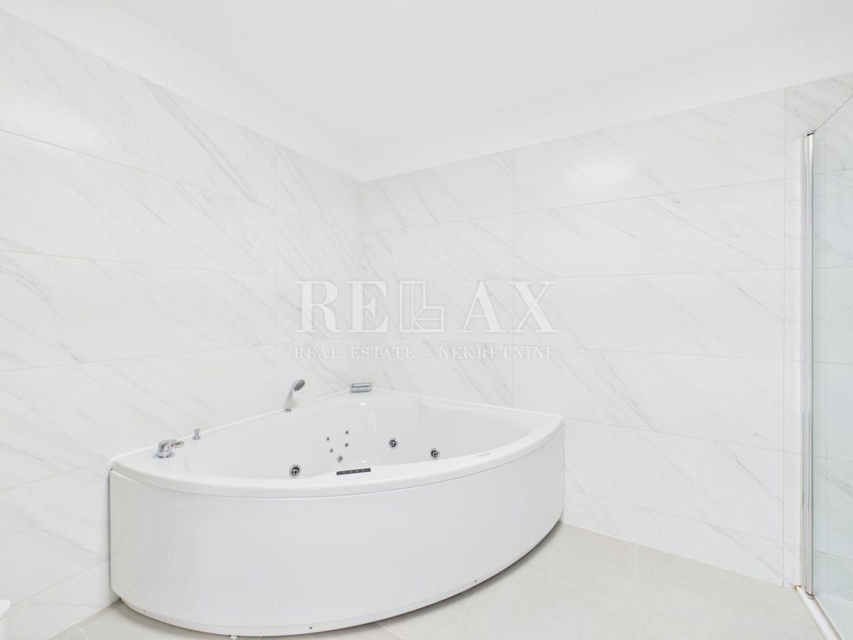 Crikvenica - casa di lusso con piscina