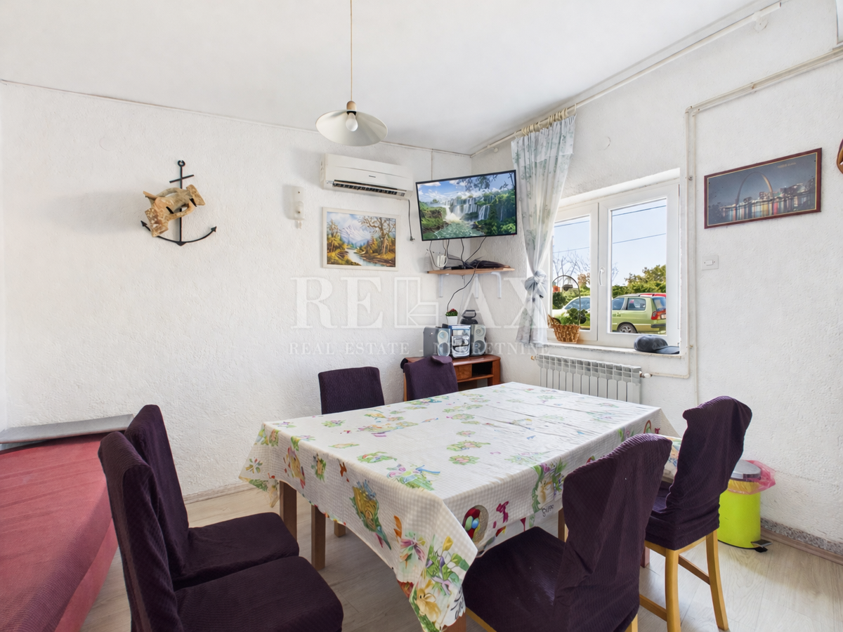 Jadranovo - casa con 5 unità abitative