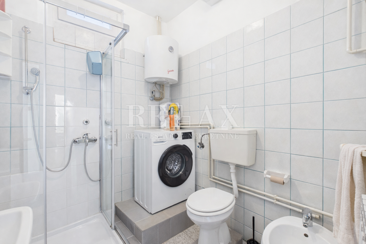 Jadranovo - casa con 5 unità abitative