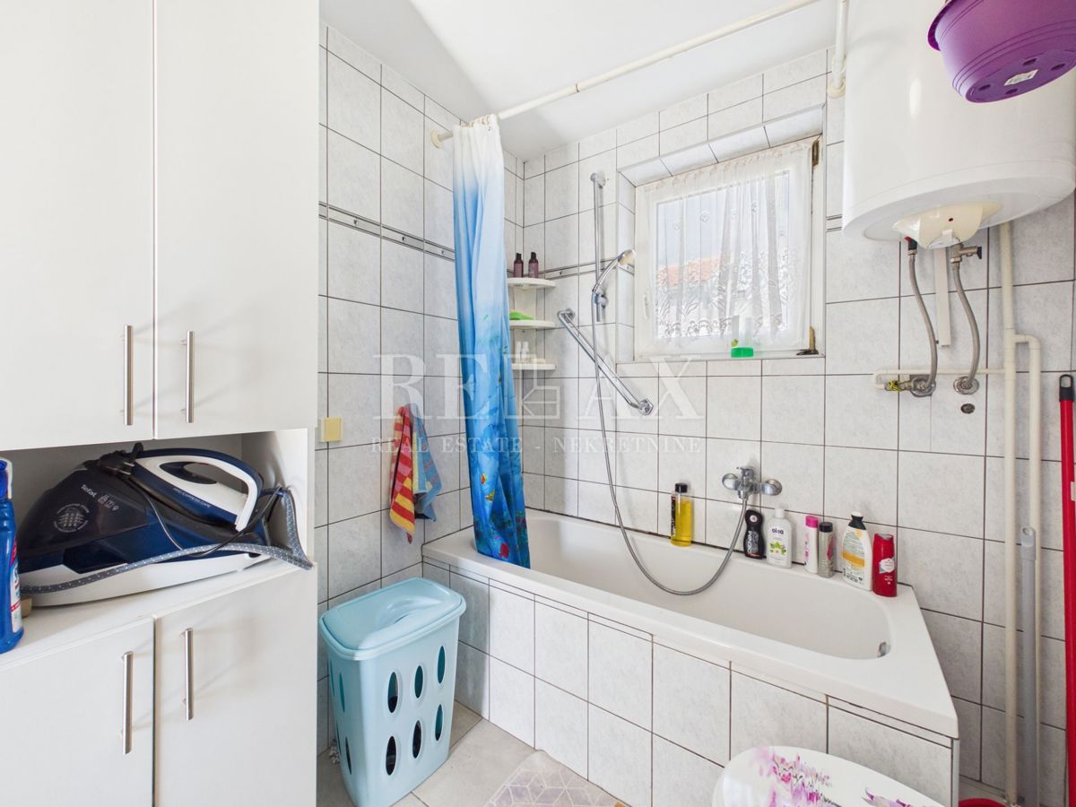 Jadranovo - casa con 5 unità abitative