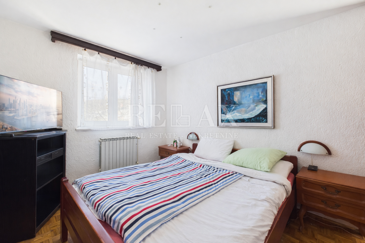 Jadranovo - casa con 5 unità abitative