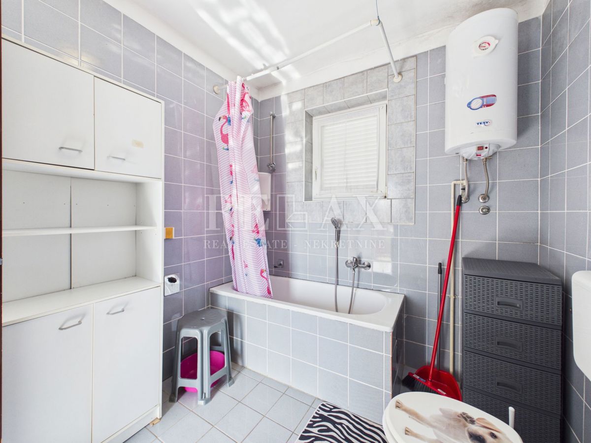 Jadranovo - casa con 5 unità abitative