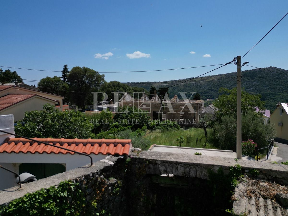 Bribir - antiquariato nel centro della città