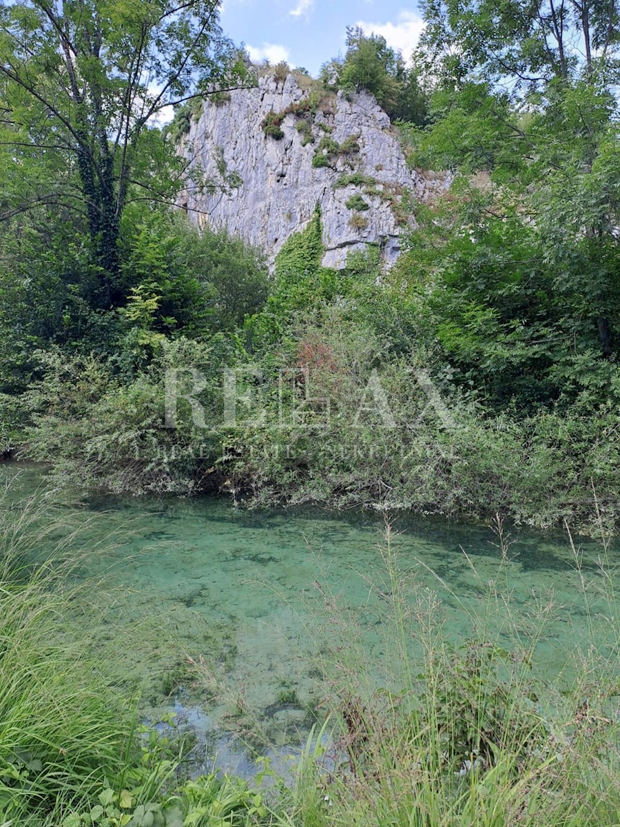 Plitvička Jezera - terreno edificabile di pregio nella zona T1, T2, T3