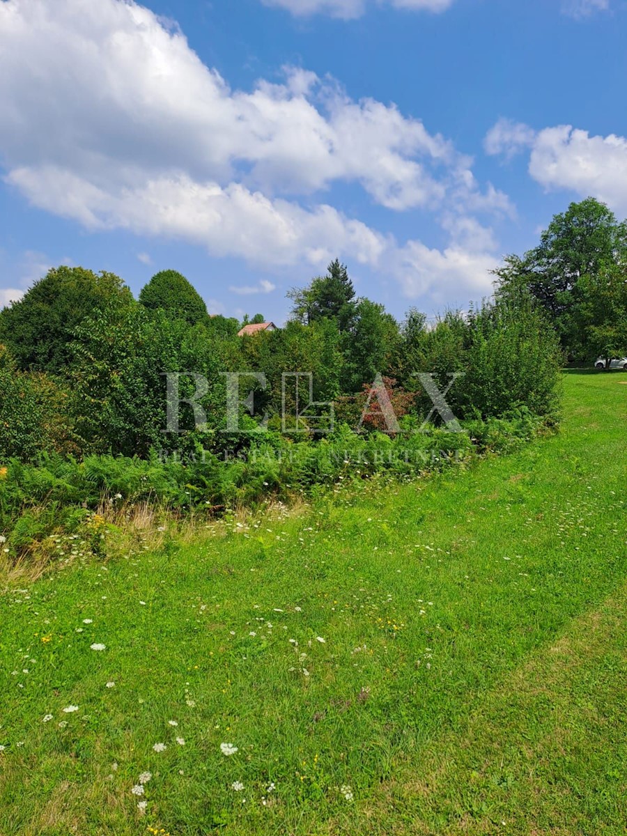 Plitvička Jezera - terreno edificabile di pregio nella zona T1, T2, T3