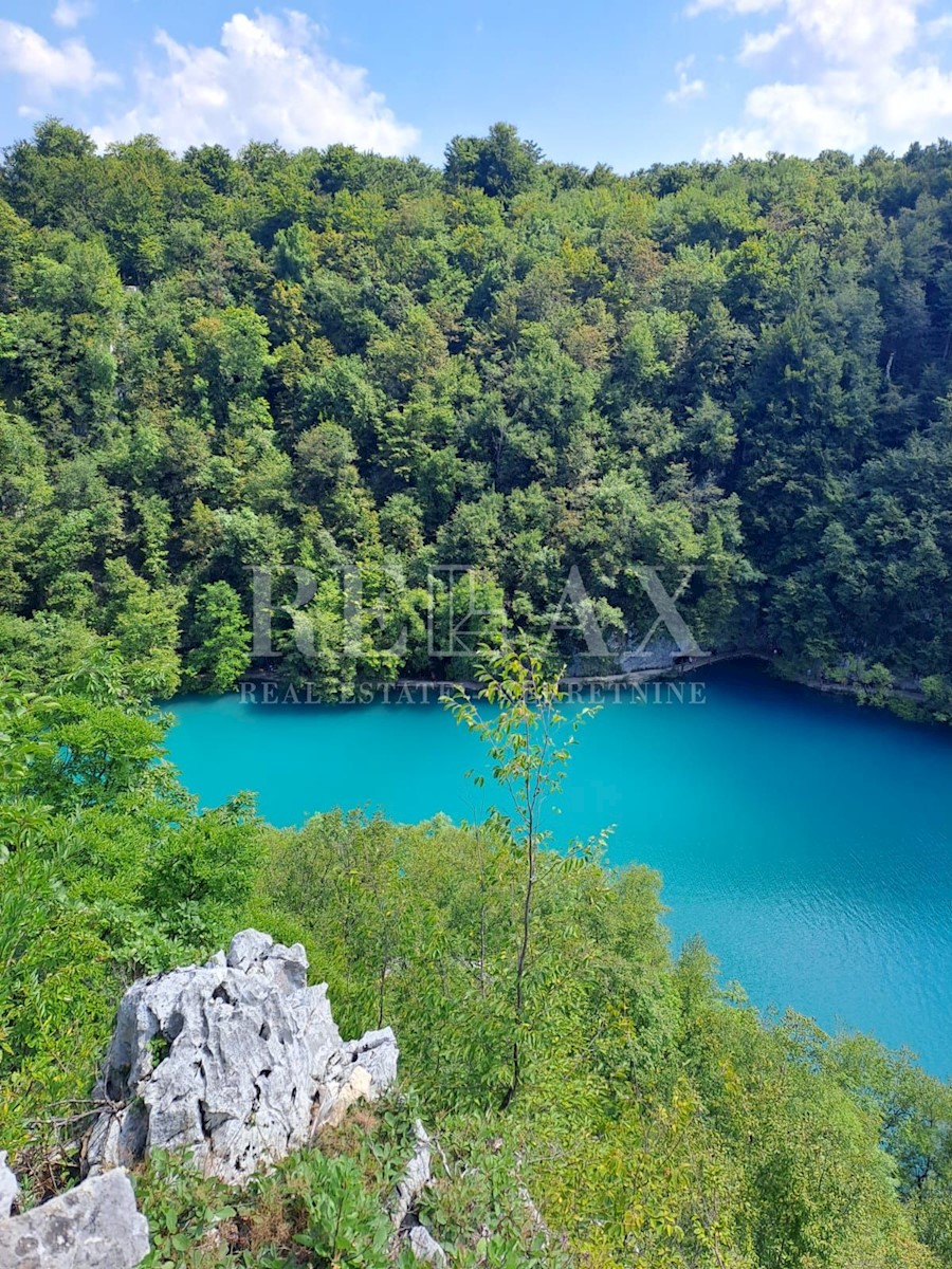 Plitvička Jezera - terreno edificabile di pregio nella zona T1, T2, T3