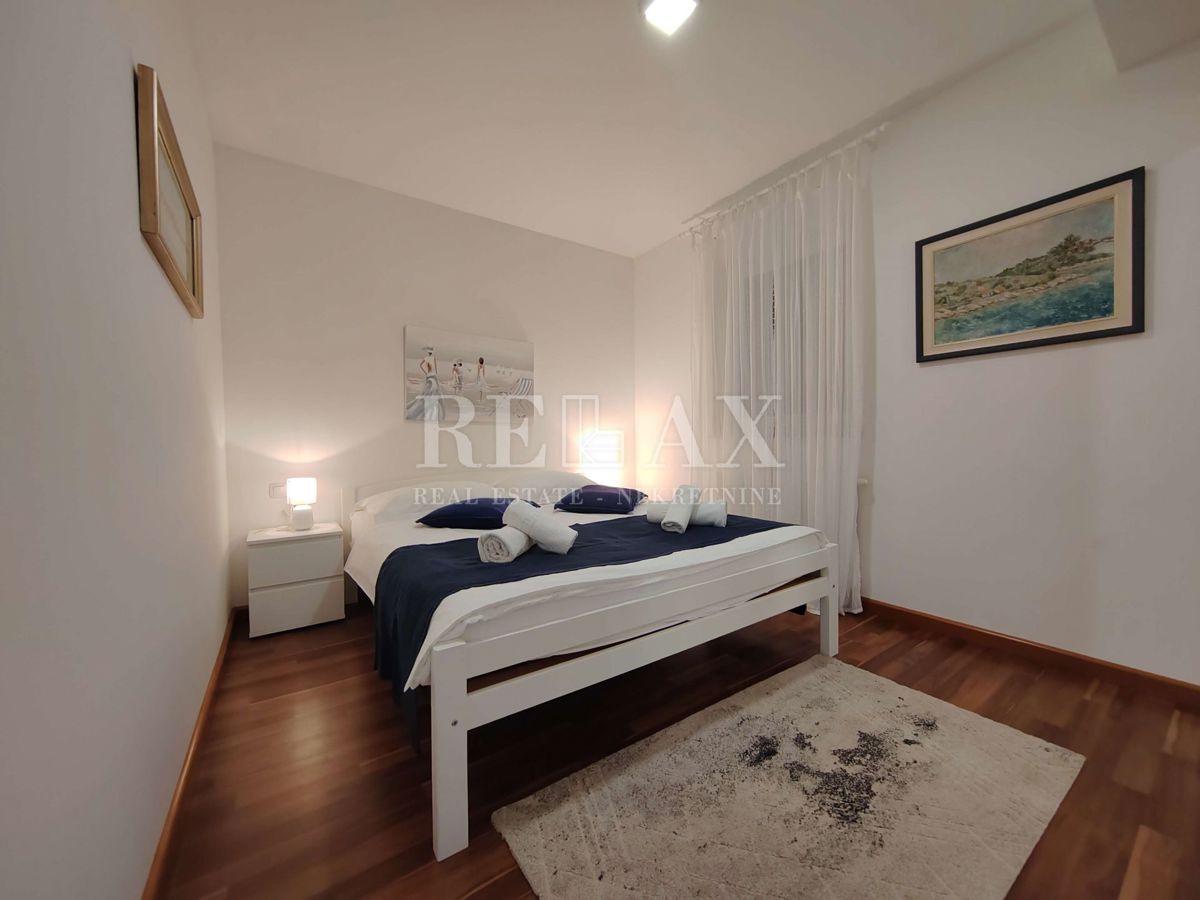 Isola di Krk, Omišalj - Casa con giardino e piscina