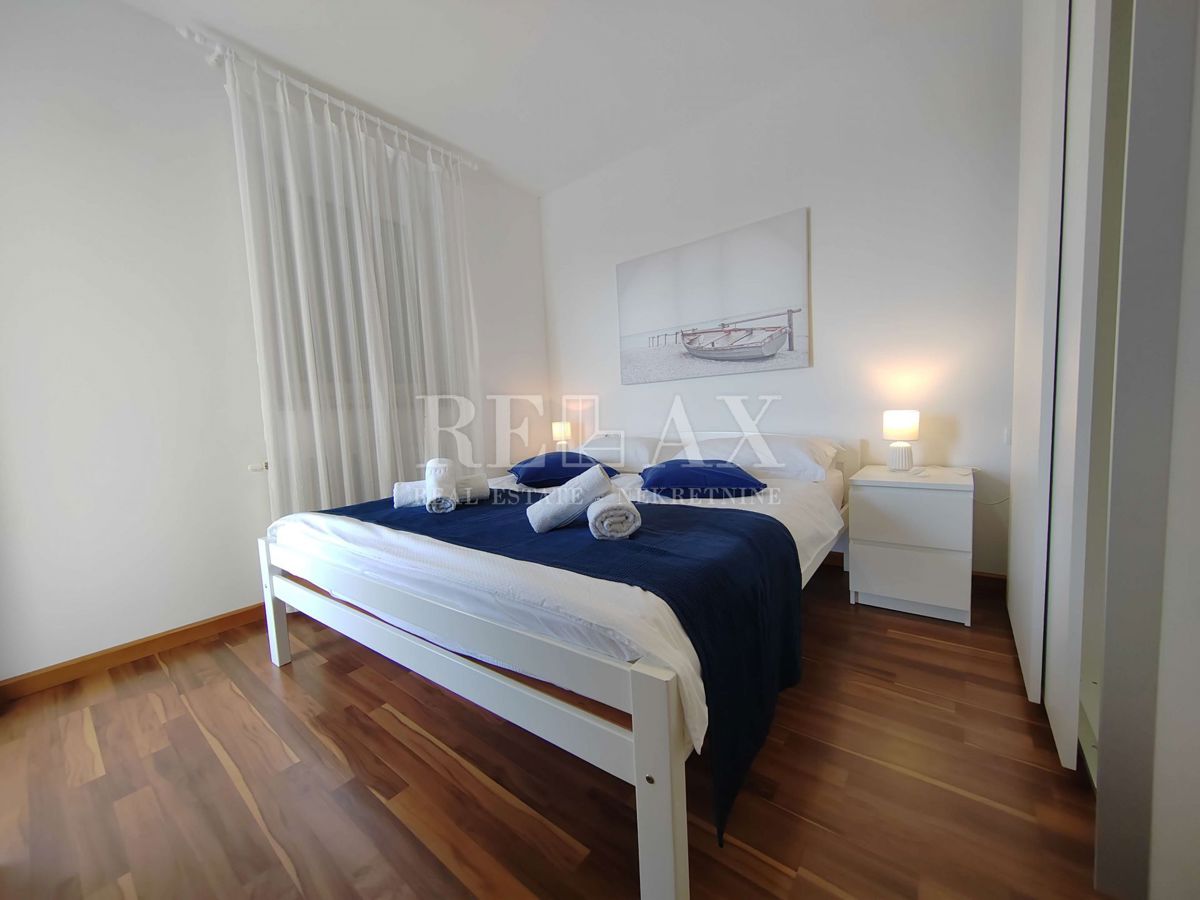 Isola di Krk, Omišalj - Casa con giardino e piscina