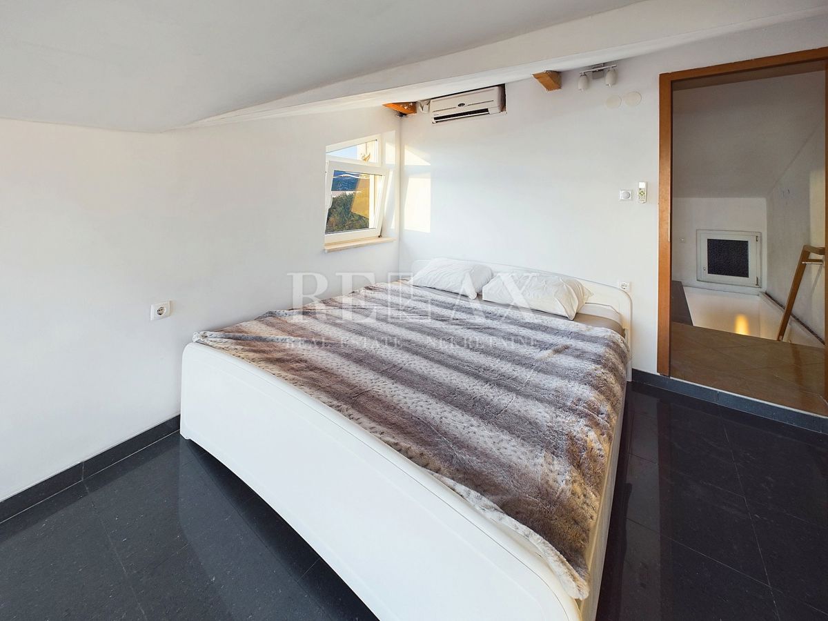 Kraljevica - appartamento su due piani con vista panoramica