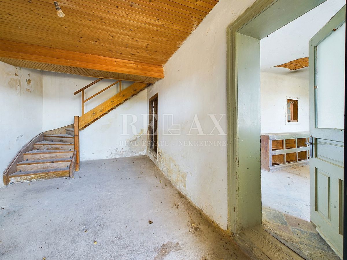 Grižane - casa in pietra da ristrutturare