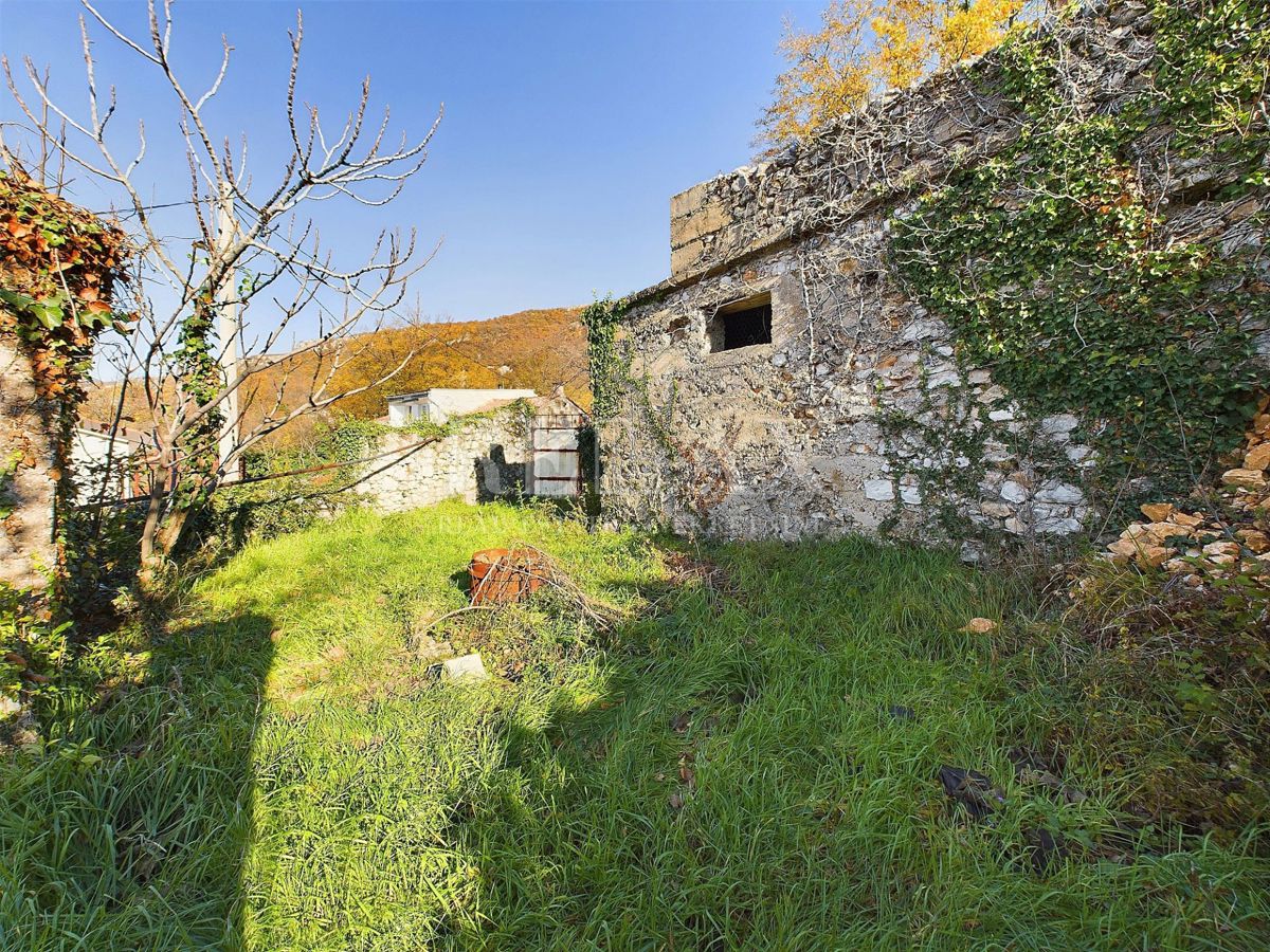 Grižane - casa in pietra da ristrutturare