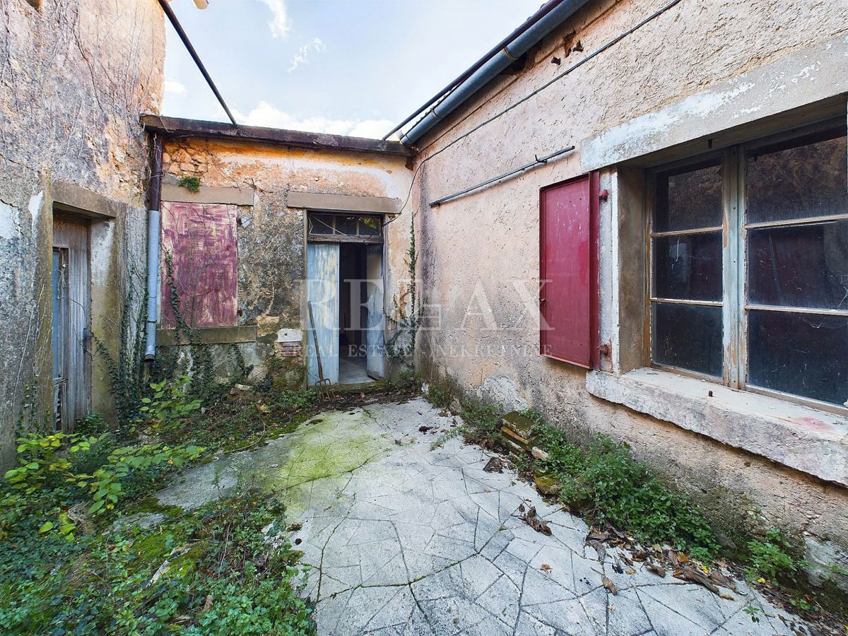 Grižane - casa in pietra da ristrutturare