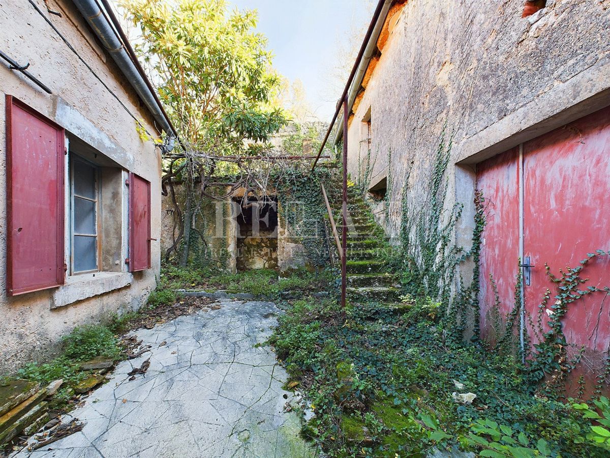 Grižane - casa in pietra da ristrutturare