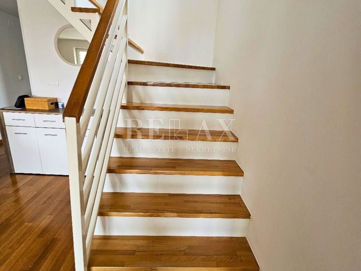 Isola di Krk, Malinska - appartamento duplex