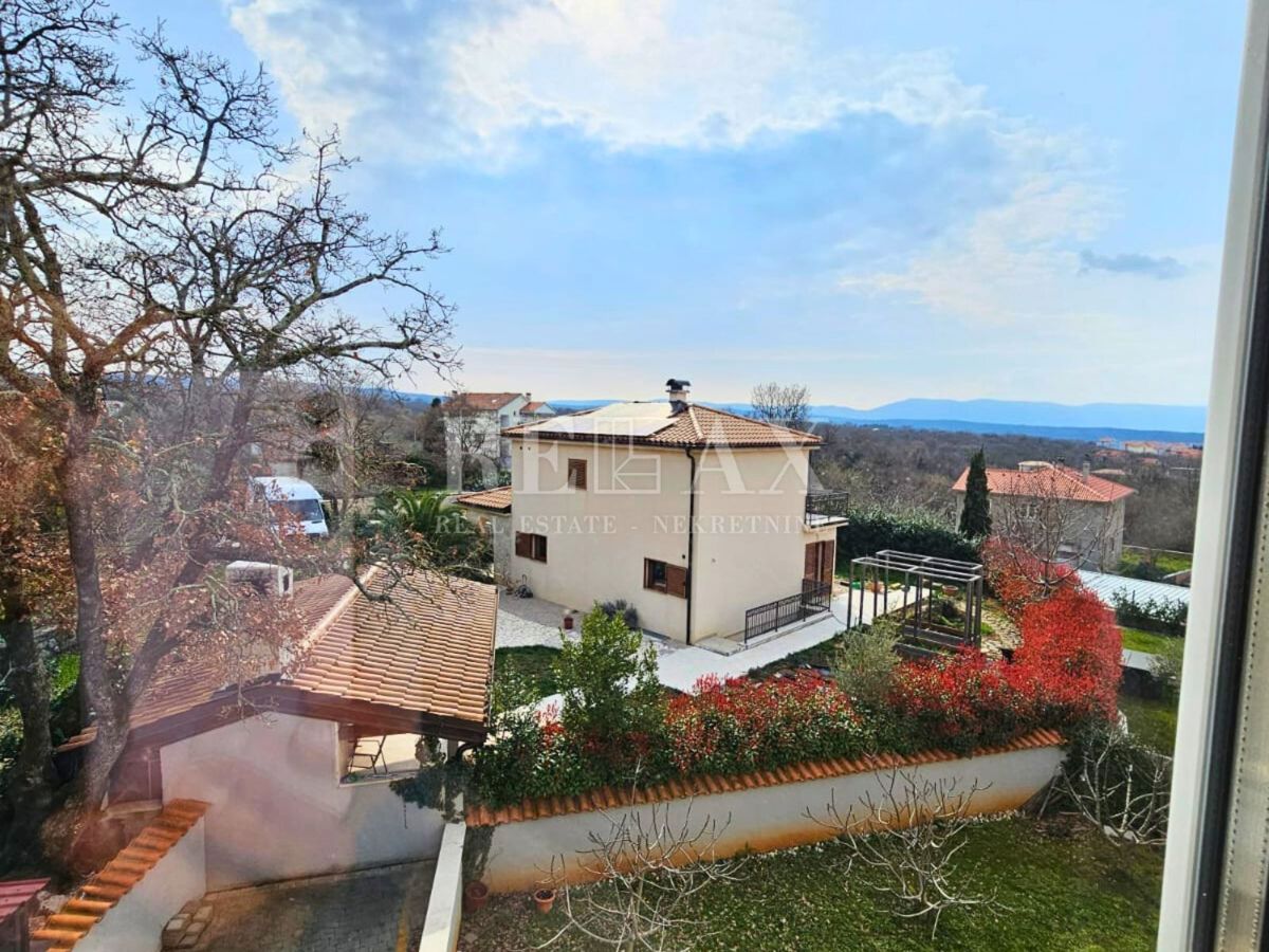 Isola di Krk, Malinska - appartamento duplex