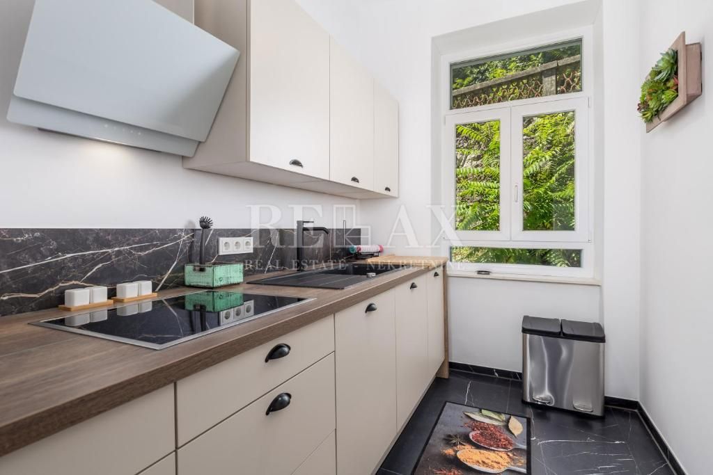 Opatija - appartamento ristrutturato, a 200 m dal mare