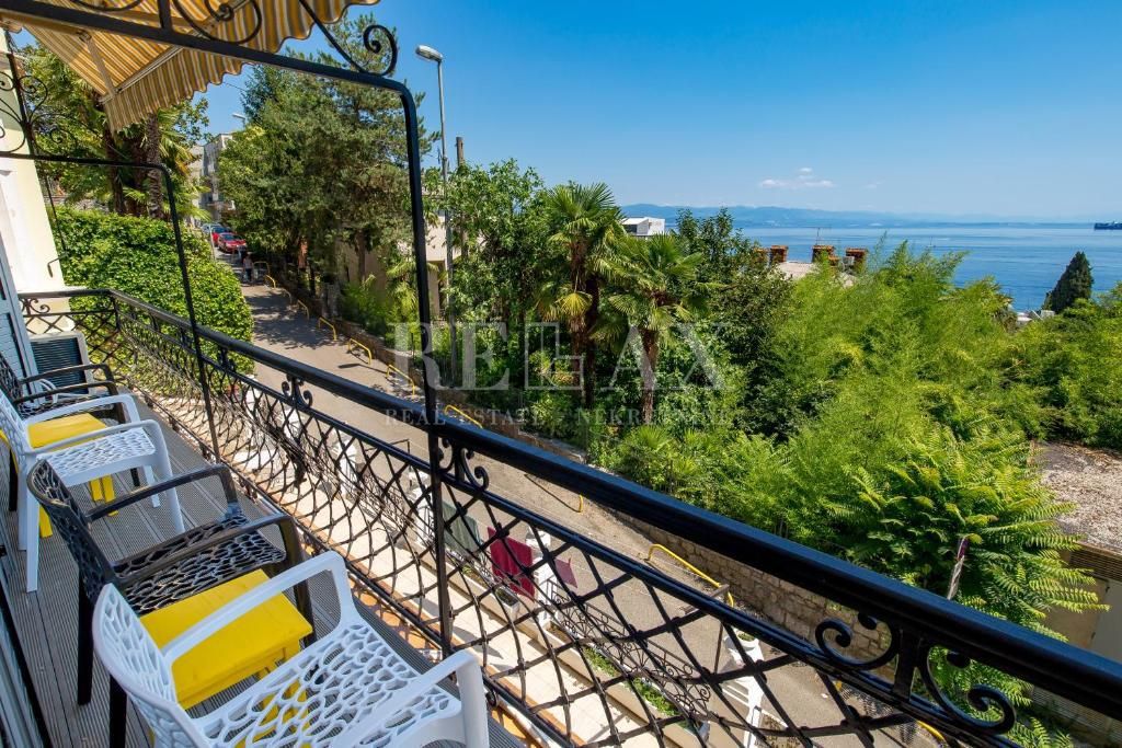 Opatija - appartamento ristrutturato, a 200 m dal mare