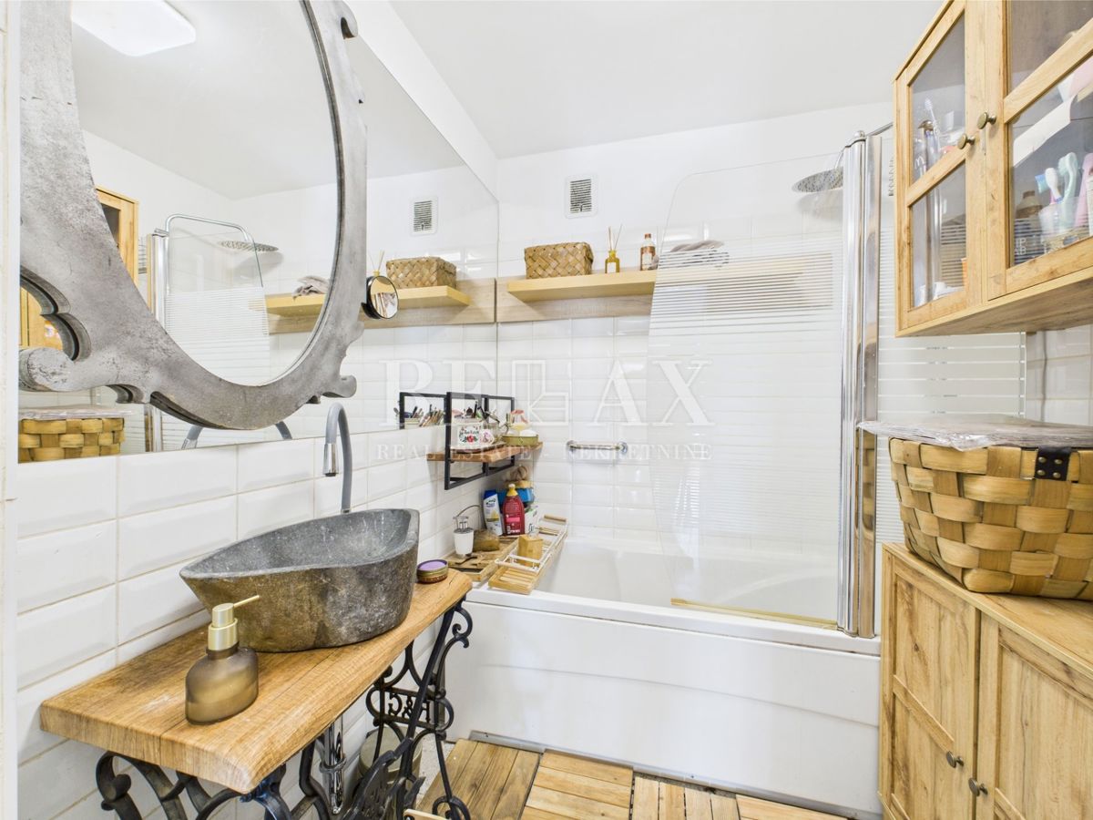 Crikvenica - grazioso appartamento vicino al mare