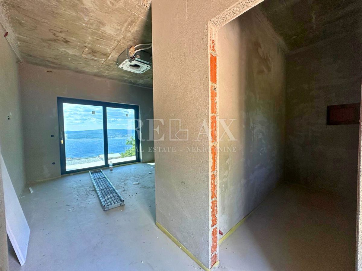 CRIKVENICA - Villa moderna con piscina