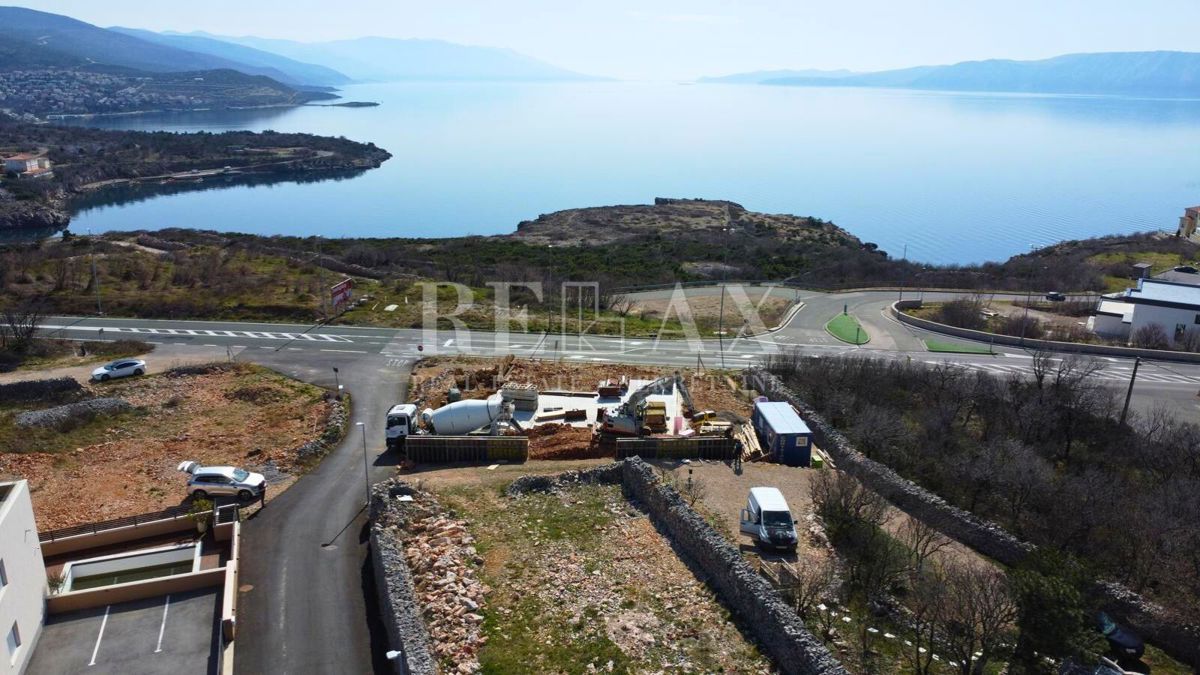 Povile - la costruzione è iniziata vicino al mare