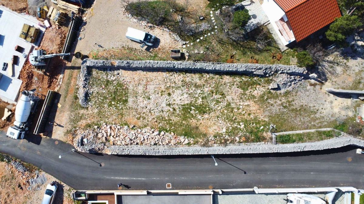 Povile - la costruzione è iniziata vicino al mare