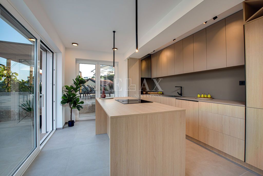 Lussuoso appartamento a Opatija con vista sul mare